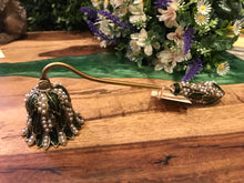 Load image into Gallery viewer, Candle Snuffer in Green Pearl