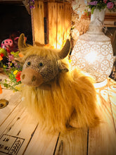 Load image into Gallery viewer, Furgus the Highland Cow
