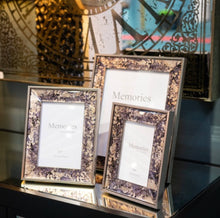 Load image into Gallery viewer, Bronze Foil Metallic 5 x 7 Photo Frame