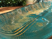 Load image into Gallery viewer, Green and gold Banana Leaf dish 48cm long