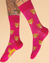 Load image into Gallery viewer, Charming Cheetah ~ Gentlemen Powder socks
