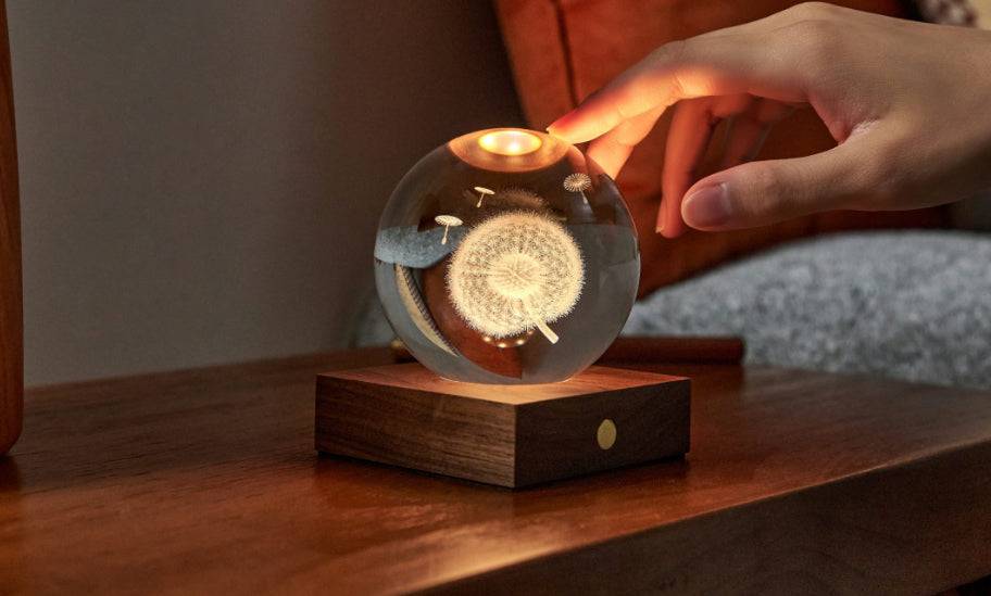 Amber Crystal Light Dandelion