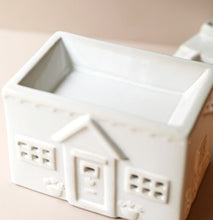 Load image into Gallery viewer, Rustic House Wax Melt Burner

