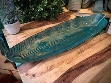 Load image into Gallery viewer, Green and gold Banana Leaf dish 48cm long

