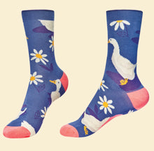 Load image into Gallery viewer, Daisy Ducks Ankle Socks- Navy  - Powder
